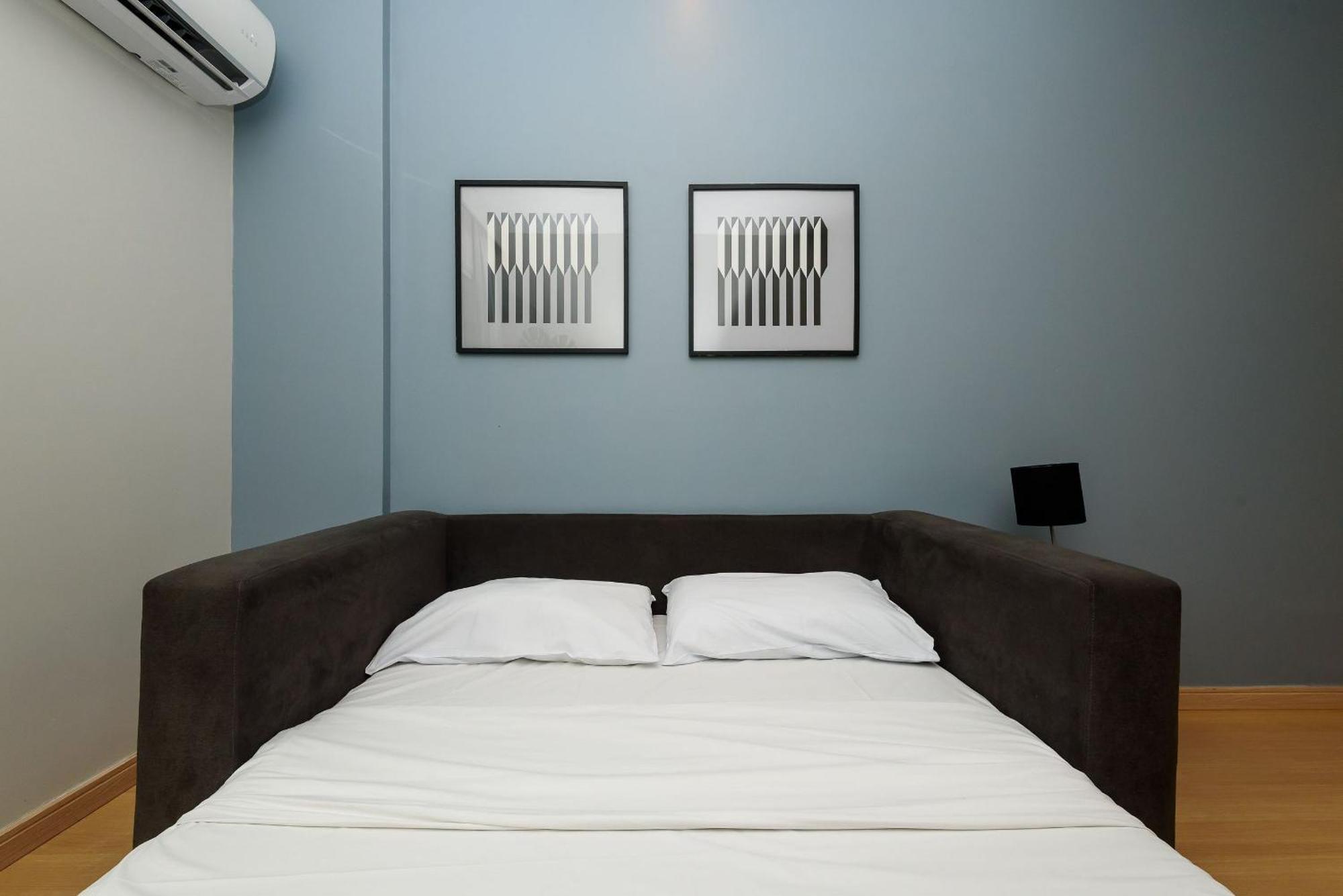 Queen Elizabeth Apartment